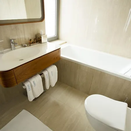 Hotel Navis 4*