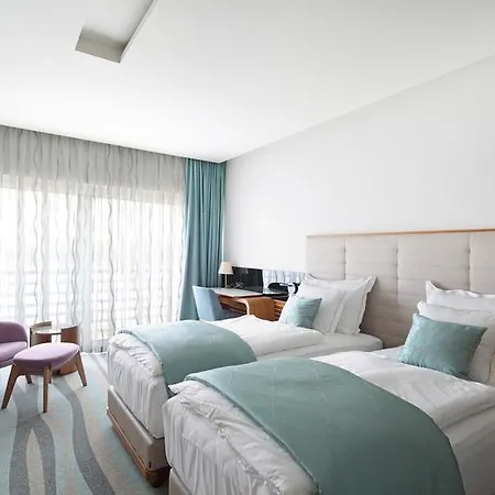 Hotell Navis 4*